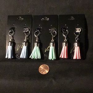 Vu “Pastel Tassel Earrings “